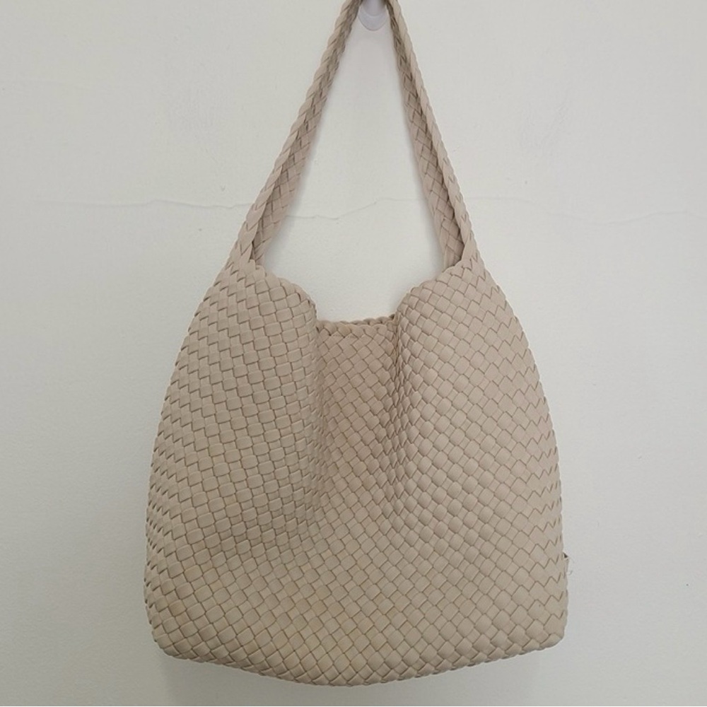 Naghedi Nomad Medium Hobo in Ecru - Picture 2 of 8